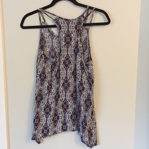 Patterned tank - Picture 3 of 7